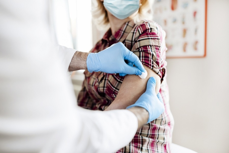 Adventist Health Mendocino Coast Vaccinates Staff at Sherwood Oaks Health Center Against COVID-19