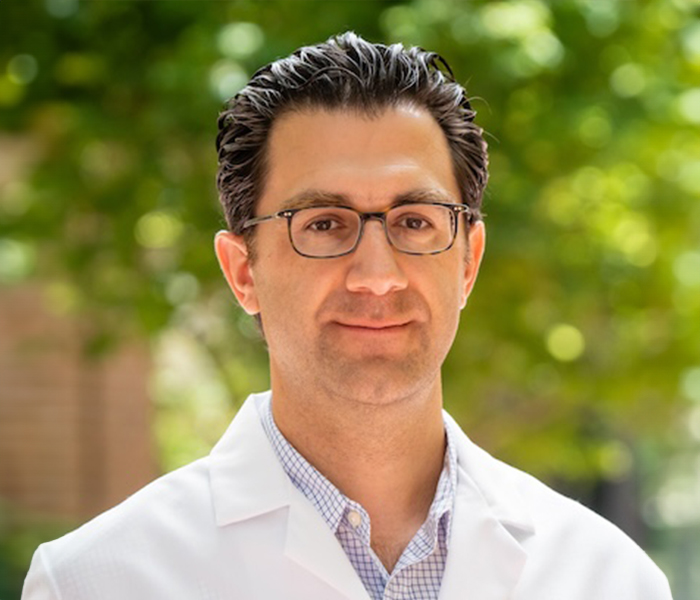 Robert Yavrouian, MD Headshot