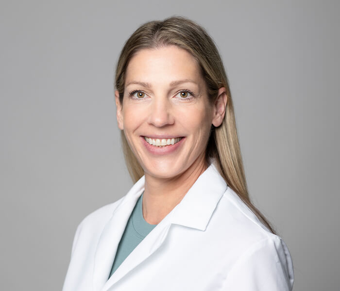 Laura Flath, MD Headshot